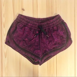 Lululemon 2.5” Running Shorts Size 6